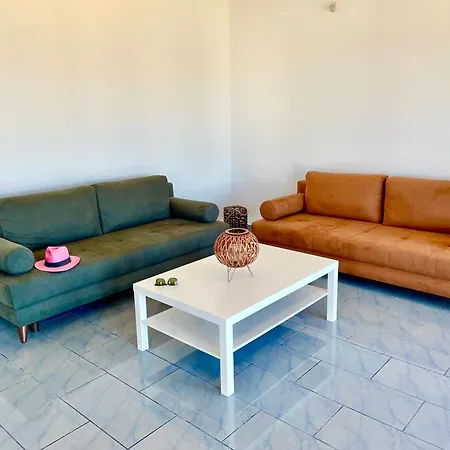 Apartamento White Wave Logaras