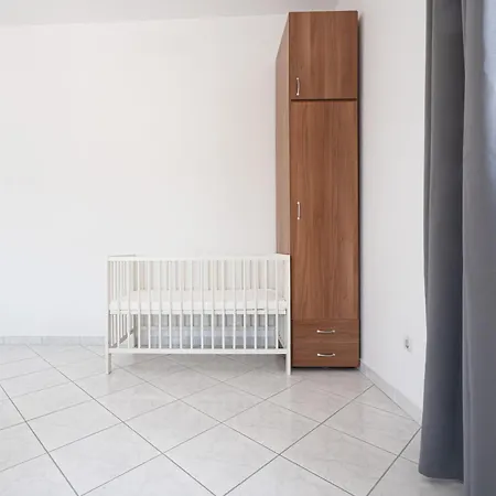 White Wave Appartement Logaras